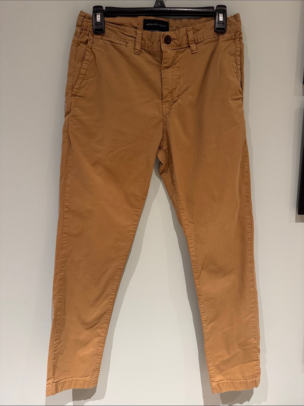 American Eagle Outfitters Men’s Campus khaki  Chino Pants